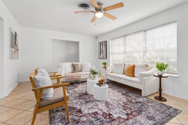 8911 Little Walnut PKWY, Austin, TX 78758