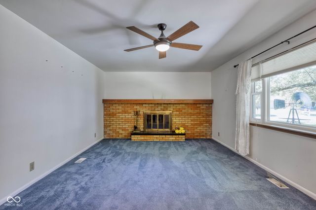 8230 Shadow Circle, Indianapolis, IN 46260