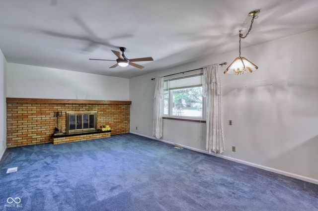 8230 Shadow Circle, Indianapolis, IN 46260