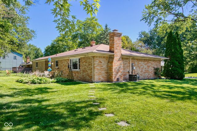 8230 Shadow Circle, Indianapolis, IN 46260