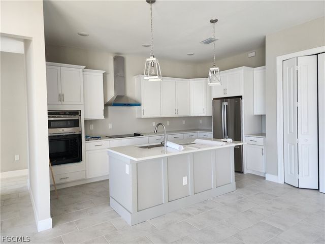 3504 NW 15th TER, Cape Coral, FL 33993