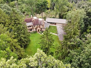 10737 W Rawson AVENUE, Franklin, WI 53132