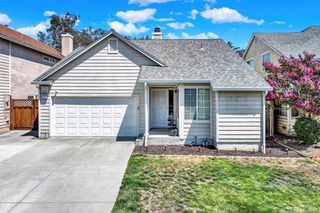 321 Ridgecrest Cir, Suisun City, CA 94585