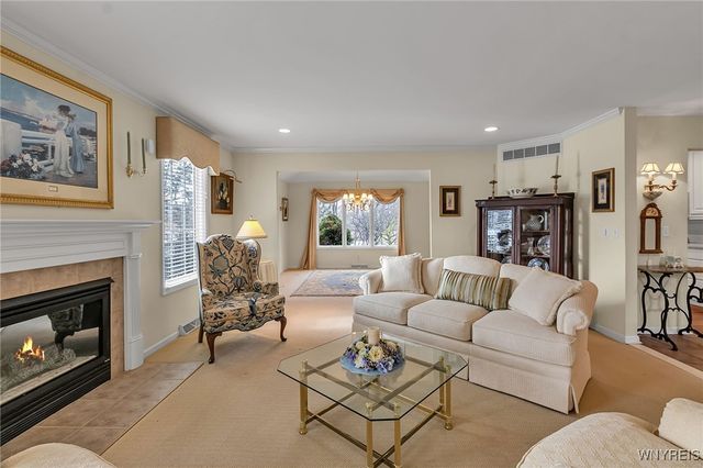 39 Wickendon Court, Amherst, NY 14221