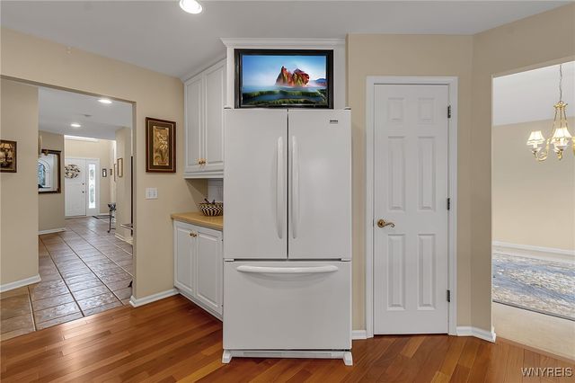 39 Wickendon Court, Amherst, NY 14221