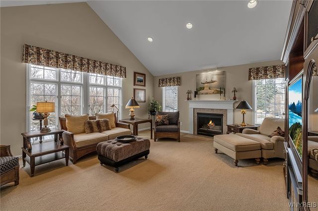 39 Wickendon Court, Amherst, NY 14221