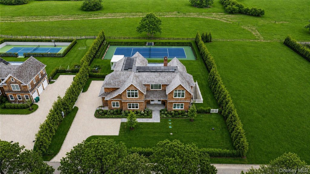 460 Edge Of Woods Road, Water Mill, NY 11968