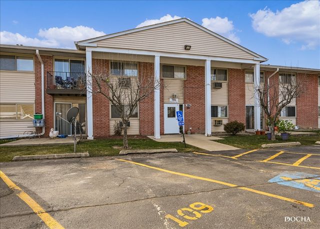 706 Marilyn Avenue 109, Glendale Heights, IL 60139