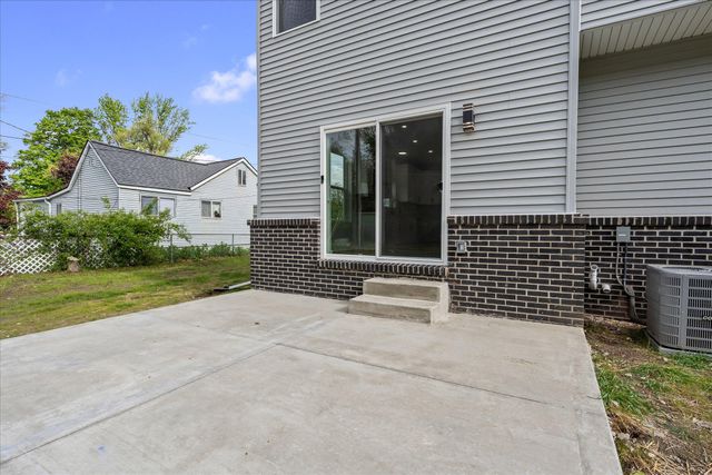 35635 Joy Road, Westland, MI 48185