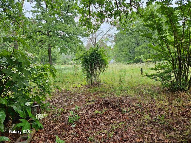 17296 Oak Dr, Lindale, TX 75771