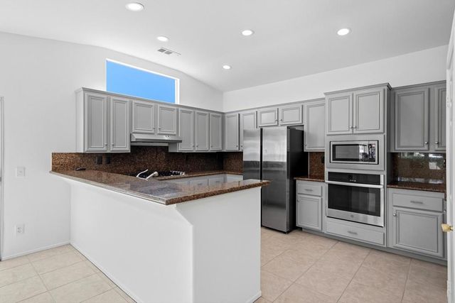 43635 Galaxy Drive, La Quinta, CA 92253