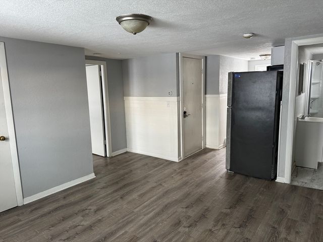 34 Irving St 3, Worcester, MA 01609