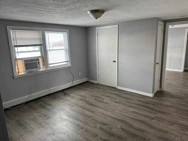 34 Irving St 3, Worcester, MA 01609