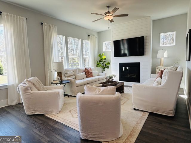 120 Crimson Feather Drive, Jefferson, GA 30549