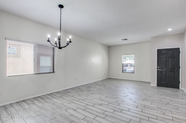 432 W Calle Sombra Linda, Sahuarita, AZ 85629