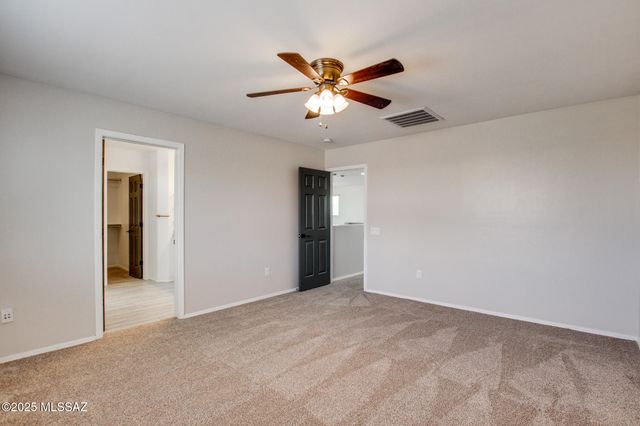 432 W Calle Sombra Linda, Sahuarita, AZ 85629