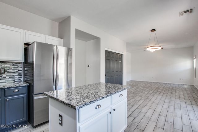 432 W Calle Sombra Linda, Sahuarita, AZ 85629