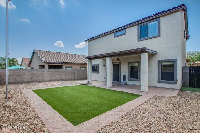 432 W Calle Sombra Linda, Sahuarita, AZ 85629