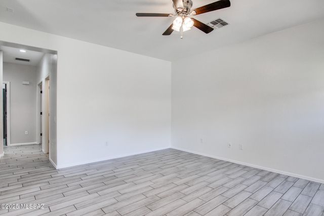 432 W Calle Sombra Linda, Sahuarita, AZ 85629