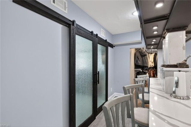 3288 Page Ave Apt 1109, Virginia Beach, VA 23451