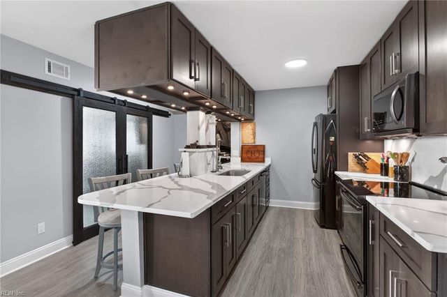 3288 Page Ave Apt 1109, Virginia Beach, VA 23451