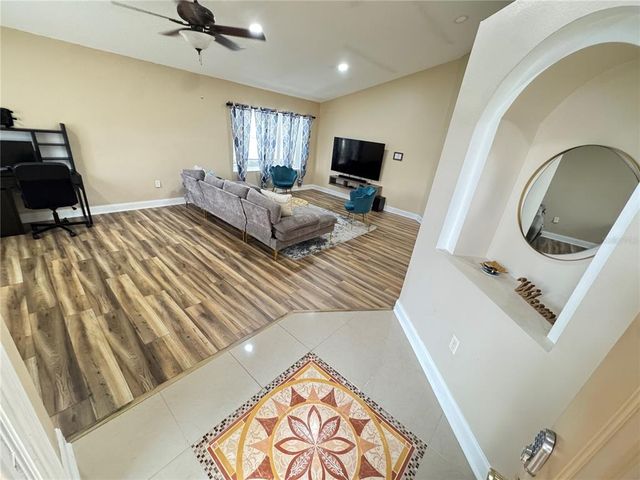 1306 CASTERTON CIRCLE, Davenport, FL 33897