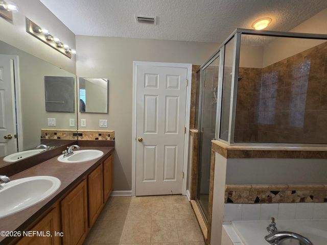 4119 PEBBLE BROOKE Circle, Orange Park, FL 32065