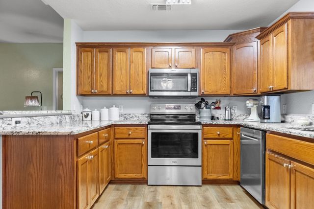 190 44th Street SW, Paris, TX 75460