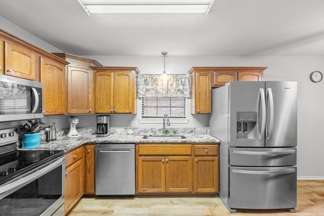 190 44th Street SW, Paris, TX 75460