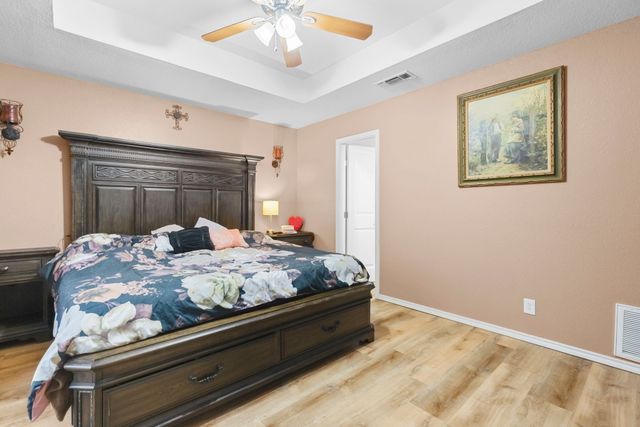 190 44th Street SW, Paris, TX 75460