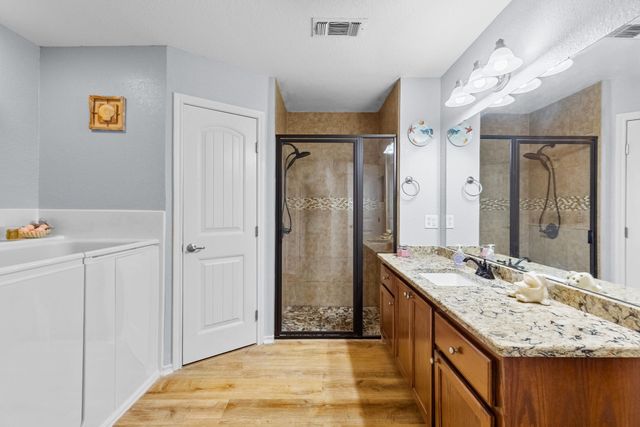 190 44th Street SW, Paris, TX 75460