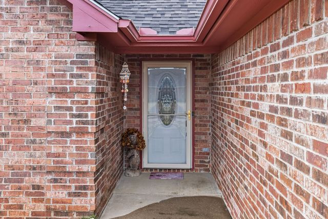 190 44th Street SW, Paris, TX 75460