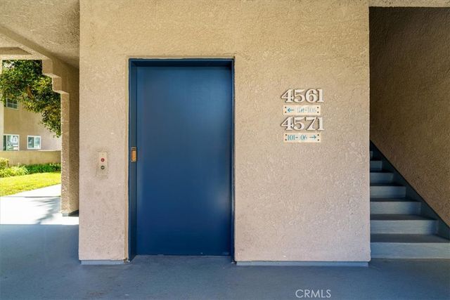 4561 Warner, Huntington Beach, CA 92649