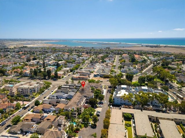 4561 Warner, Huntington Beach, CA 92649