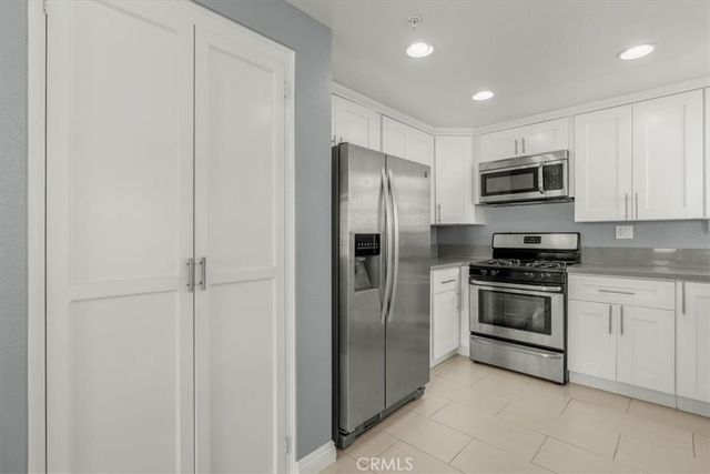 4561 Warner, Huntington Beach, CA 92649