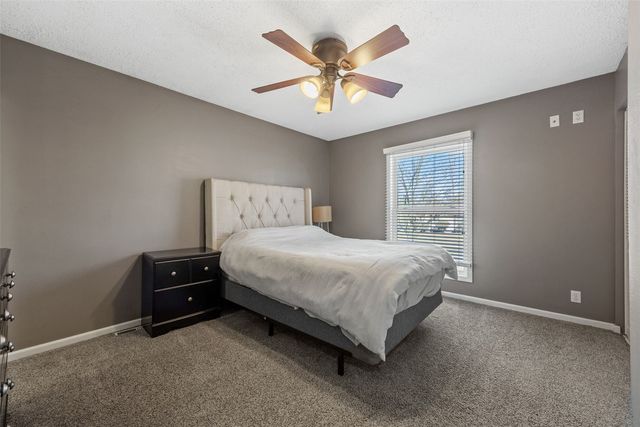 20 Clive Drive NW, Cedar Rapids, IA 52405