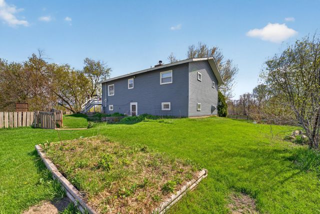 45620 Grand Avenue, Harris, MN 55032