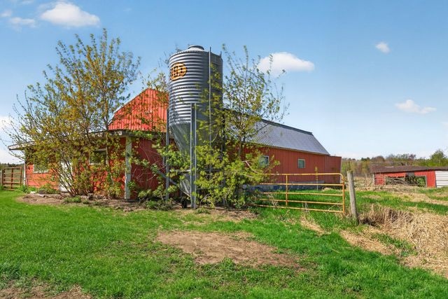 45620 Grand Avenue, Harris, MN 55032