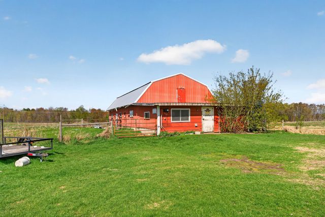 45620 Grand Avenue, Harris, MN 55032