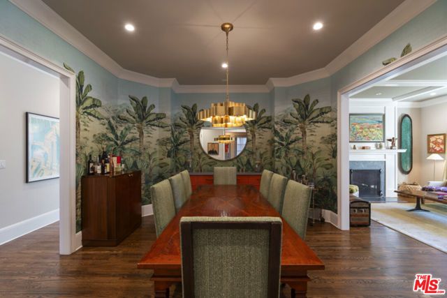 934 S Mullen Avenue, Los Angeles, CA 90019