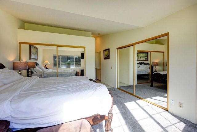 709 Vista Lago Circle N, Palm Desert, CA 92211