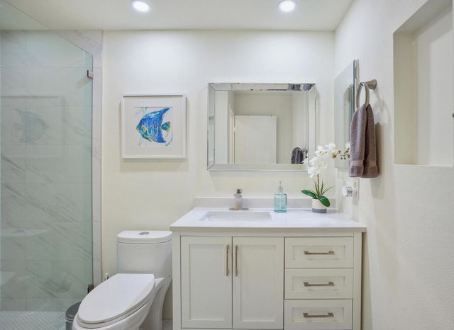 709 Vista Lago Circle N, Palm Desert, CA 92211