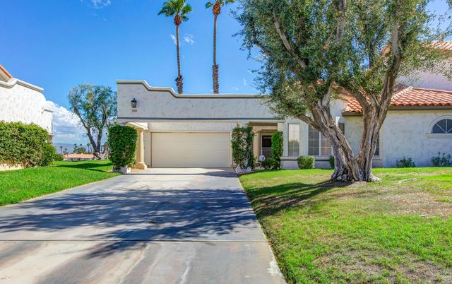 709 Vista Lago Circle N, Palm Desert, CA 92211