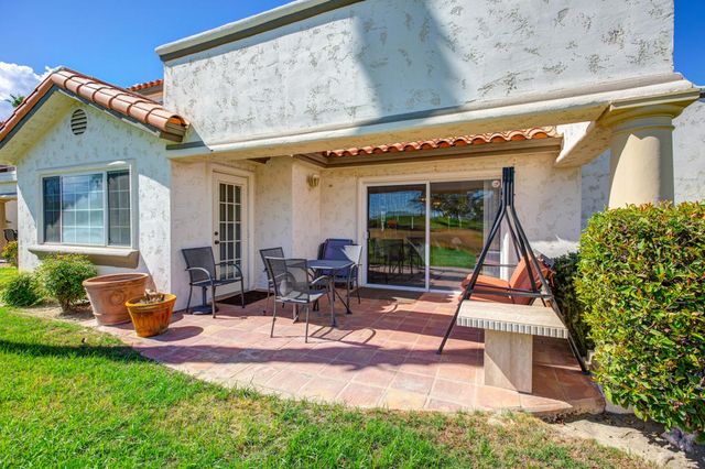 709 Vista Lago Circle N, Palm Desert, CA 92211