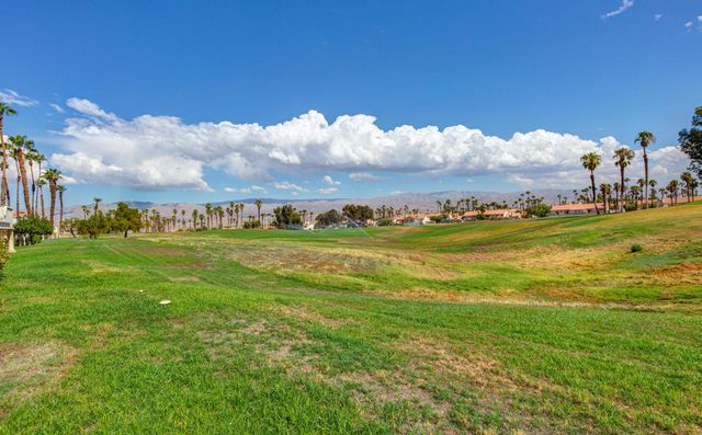 709 Vista Lago Circle N, Palm Desert, CA 92211