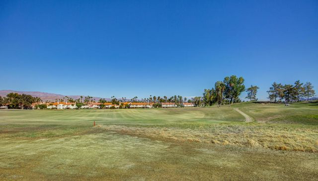 709 Vista Lago Circle N, Palm Desert, CA 92211