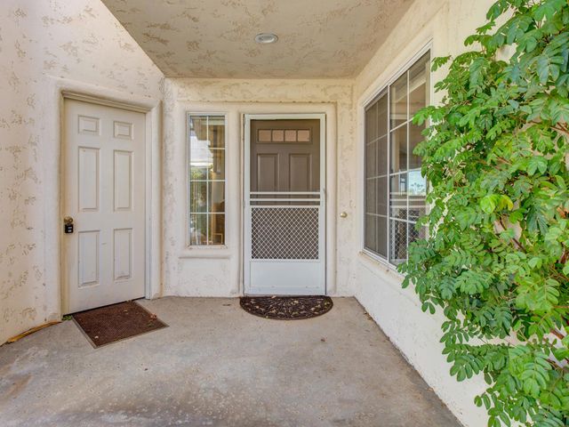 709 Vista Lago Circle N, Palm Desert, CA 92211