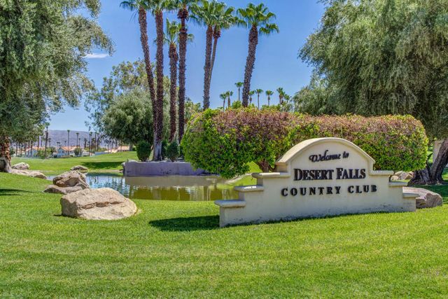 709 Vista Lago Circle N, Palm Desert, CA 92211