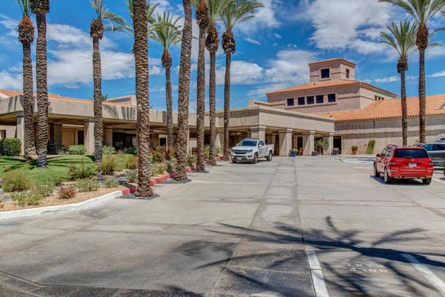 709 Vista Lago Circle N, Palm Desert, CA 92211