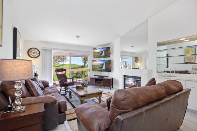 709 Vista Lago Circle N, Palm Desert, CA 92211